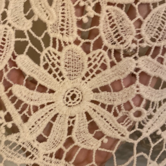 Forever 21 Cream Lace Mini Skirt Size L - Picture 2 of 4